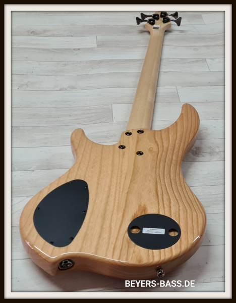 Dingwall Combustion CB3-NA4M 4-String, Natural Highgloss